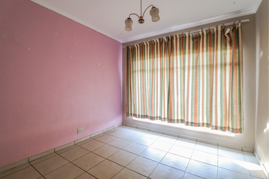 To Let 3 Bedroom Property for Rent in La Hoff North West